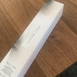 Fenty Beauty What it Dew Makeup Refreshing Spray